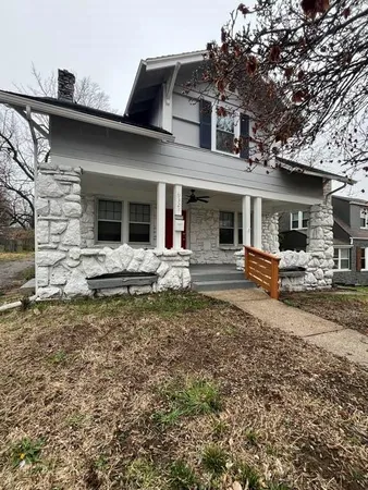 $185,000 | 9321 East 15th Street South, Independence, MO 64052