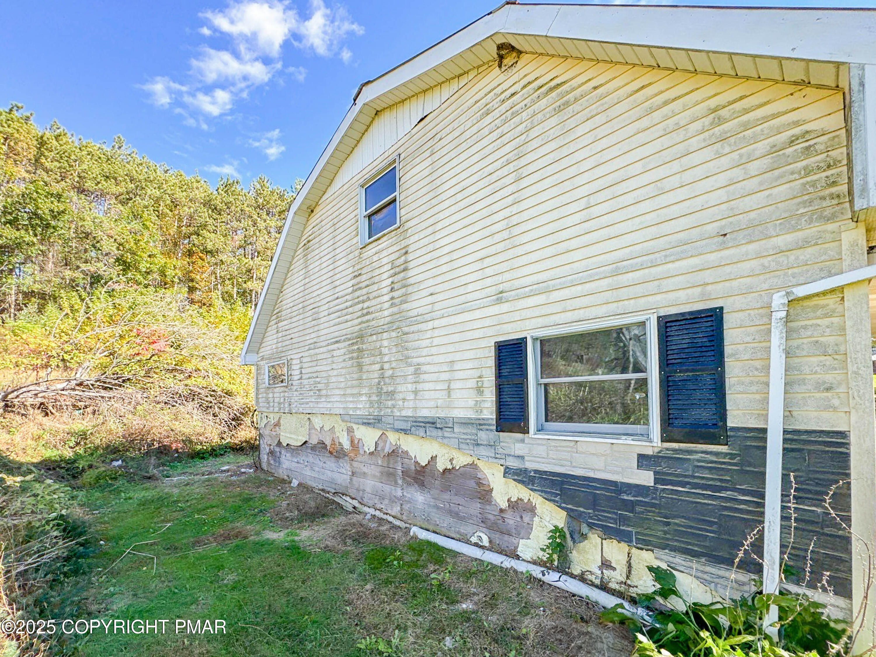 1162 Cemetery Road Muncy, PA 17756 - Photo 35 of 36 a backyard of a house with seating space