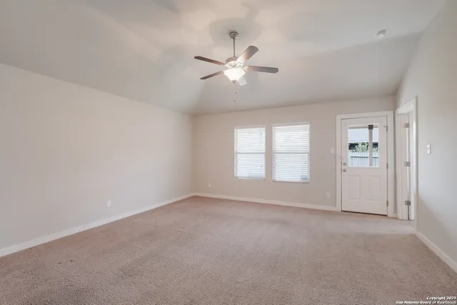 $1,775 | 10314 Francisco Way, Converse, TX 78109