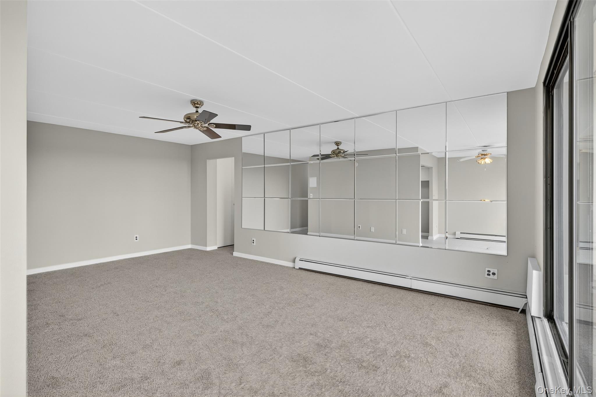 150 Overlook Avenue, Unit 7F Peekskill, NY 10566 - Photo 4 of 24 an empty room with a empty space