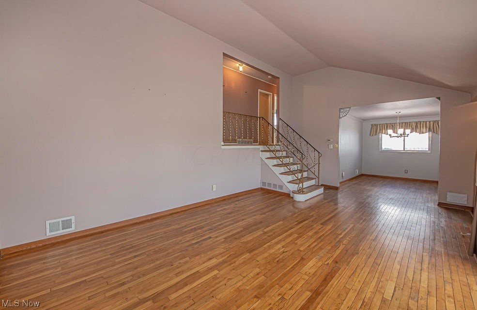 1305 Country Club Road Columbus, OH 43227 - Photo 3 of 30 Gallery Image 3