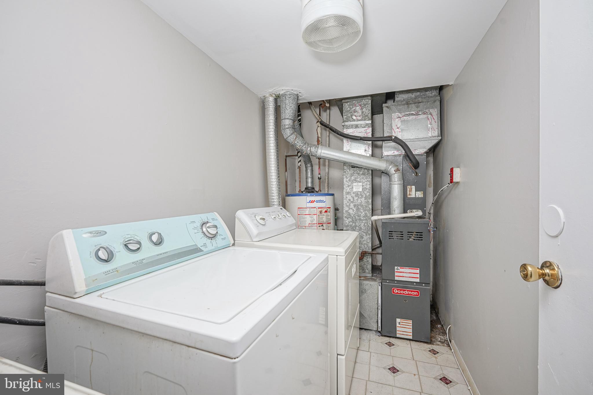 1818 Edgewood Place Clementon, NJ 08021 - Photo 14 of 27 Gallery Image 14