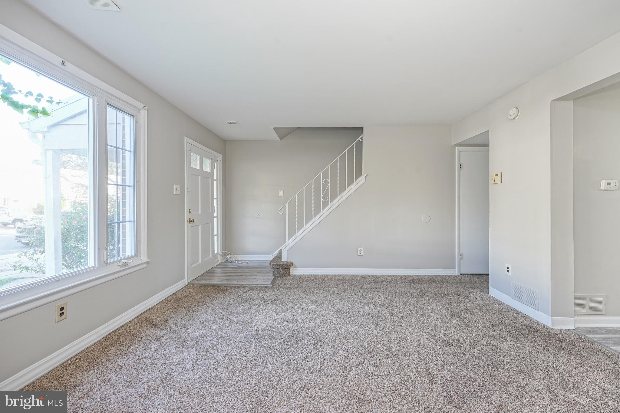 1818 Edgewood Place Clementon, NJ 08021 - Photo 3 of 27 Gallery Image 3