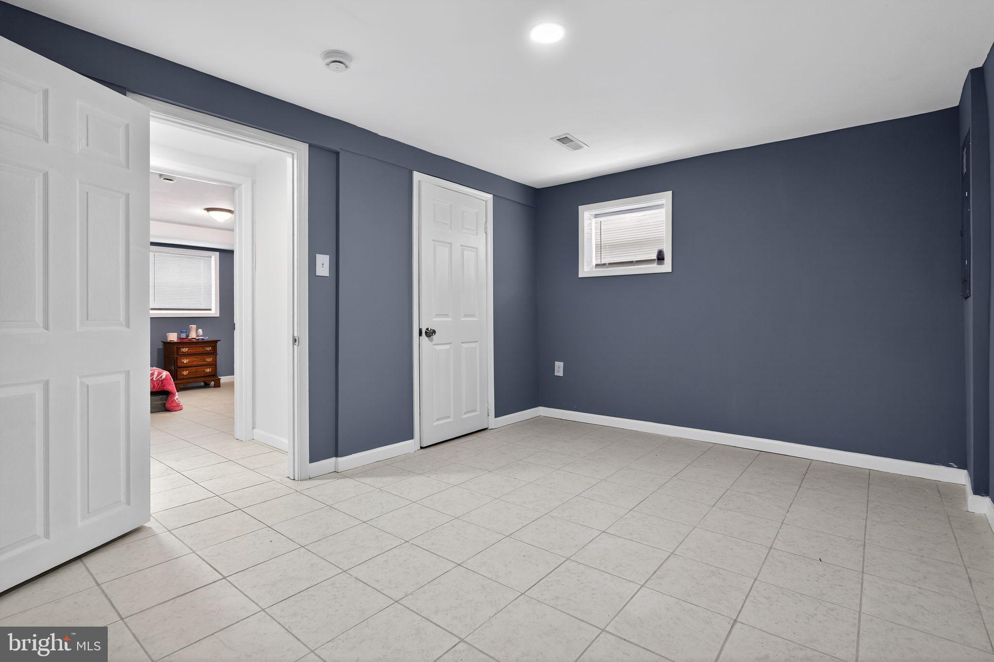 2608 Kingsway Road Fort Washington, MD 20744 - Photo 24 of 31 Versatile space with modern charm.