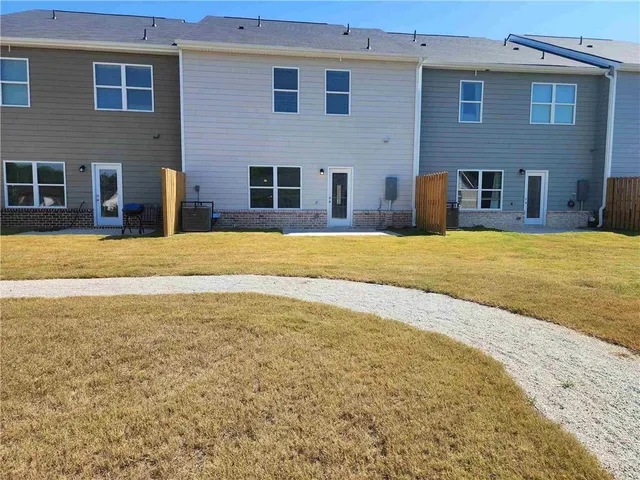 $2,500 | 832 Cygnet Lane, Grayson, GA 30017