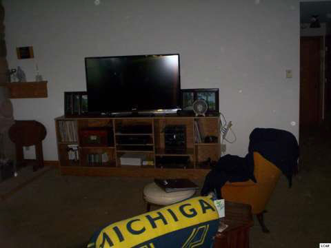 10864 Burton Road Adrian, MI 49221 - Photo 14 of 22 20365665-13.JPG