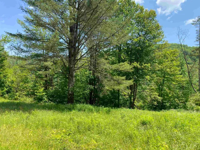 $199,000 | 8769 Highway 14, Brookfield, VT 05036