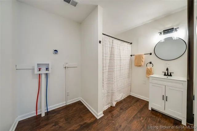 $150,000 | 2550 Broadway Street, New Albany, IN 47150