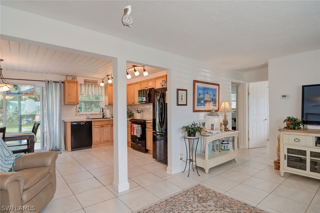 12402 River Road Fort Myers, FL 33905 - Photo 7 of 33 Gallery Image 7