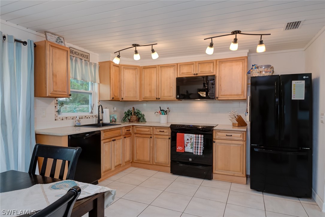 12402 River Road Fort Myers, FL 33905 - Photo 9 of 33 Gallery Image 9