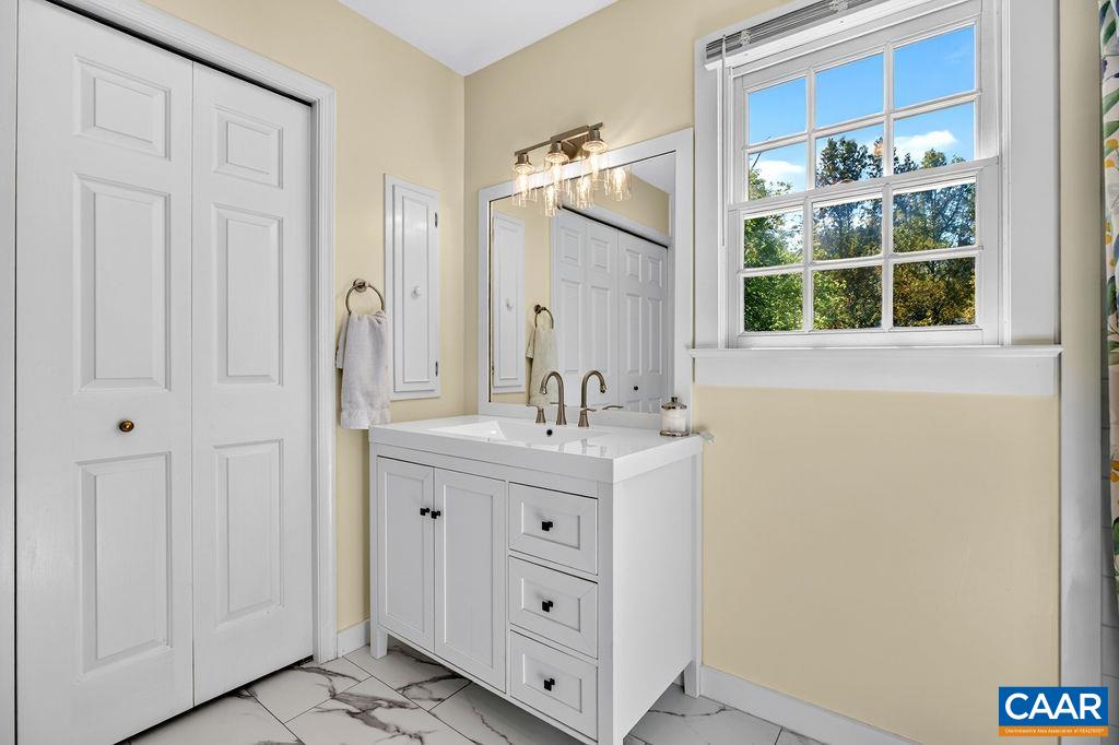 2585 Cedar Ridge Lane Charlottesville, VA 22901 - Photo 38 of 75 Gallery Image 38