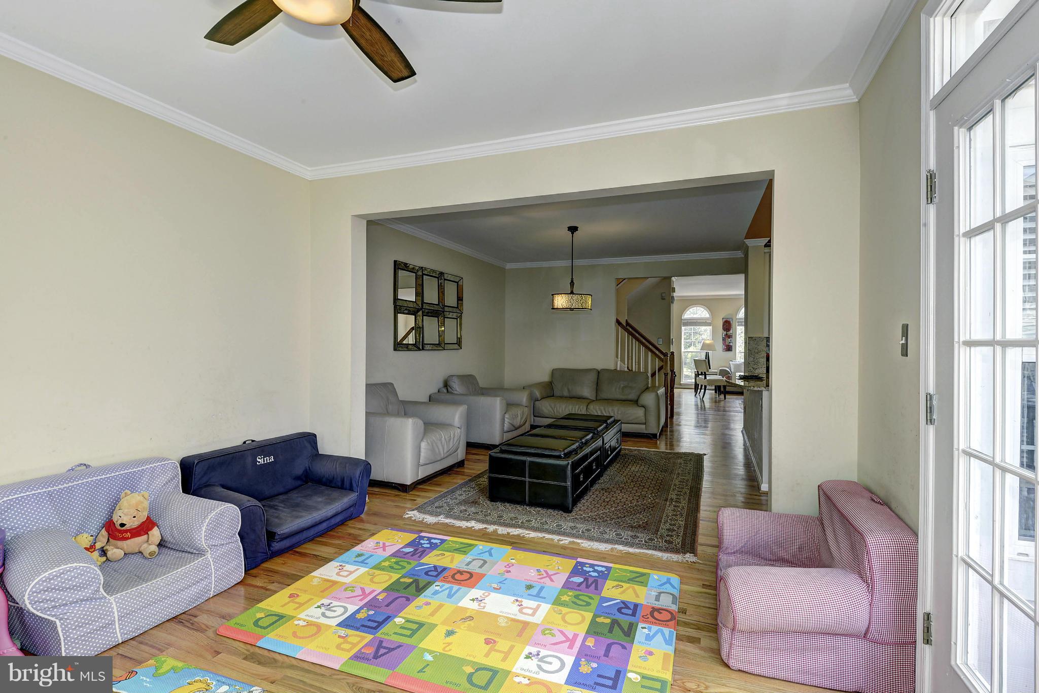 1986 Logan Manor Drive Reston, VA 20190 - Photo 18 of 30 Interior (General)