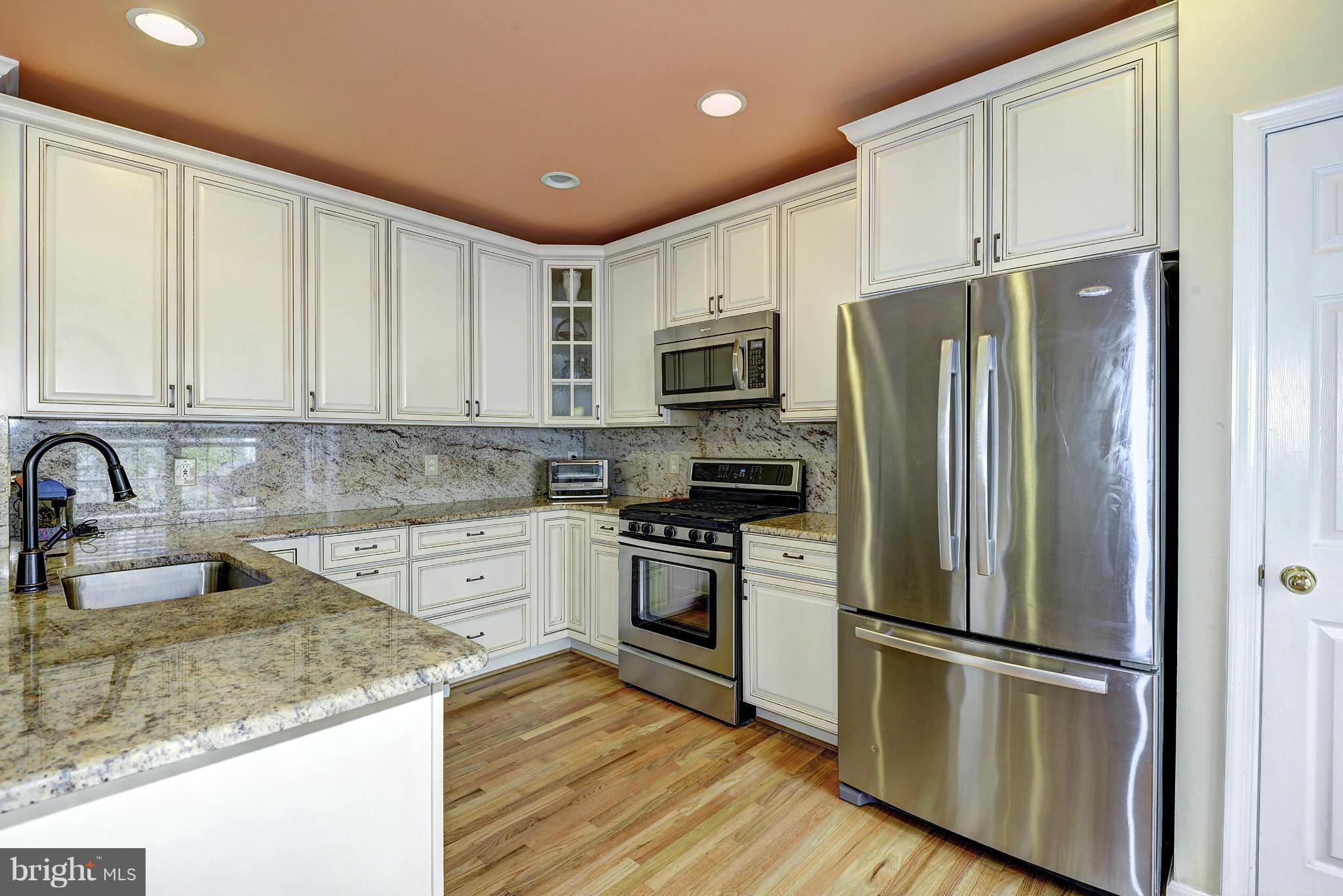1986 Logan Manor Drive Reston, VA 20190 - Photo 10 of 30 Kitchen