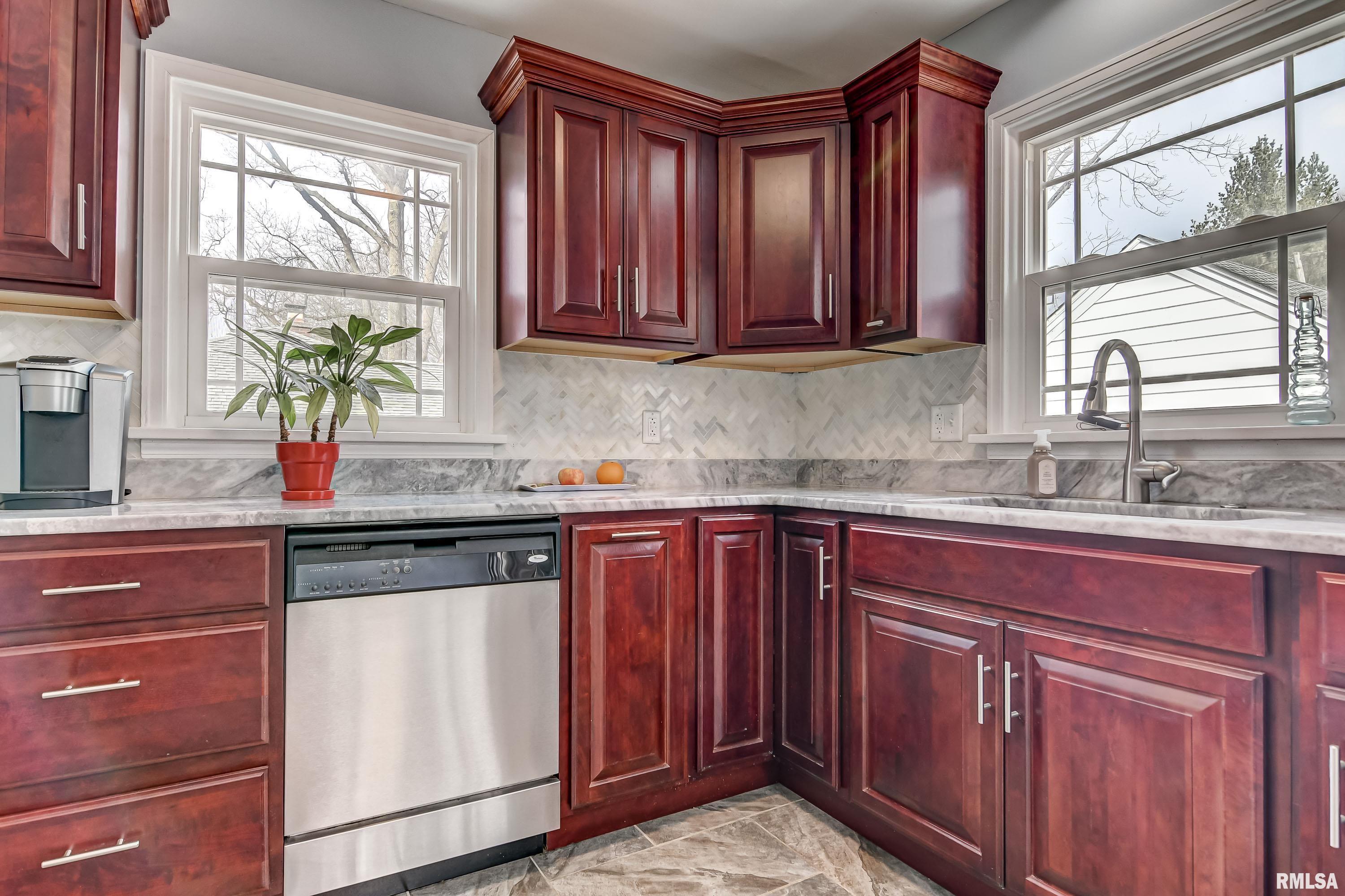 1625 Reed Avenue Springfield, IL 62704 - Photo 13 of 38 Gallery Image 13