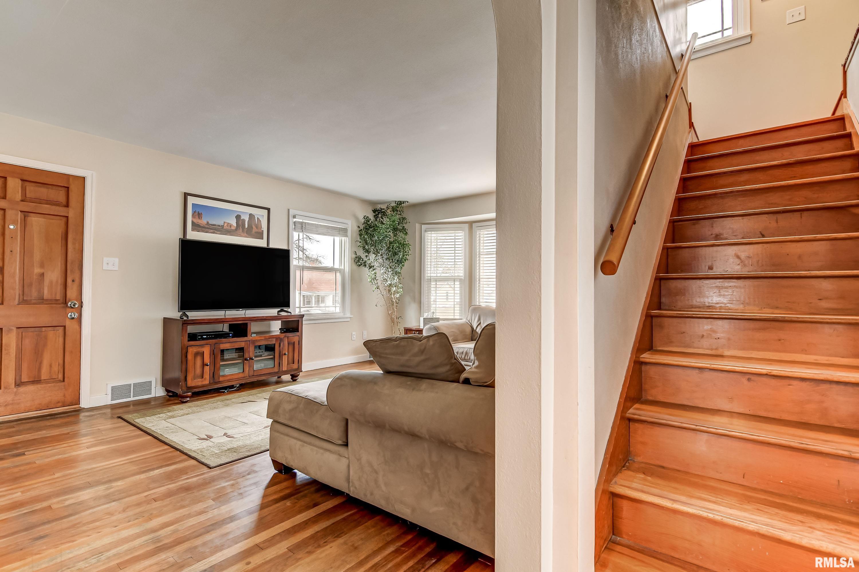 1625 Reed Avenue Springfield, IL 62704 - Photo 6 of 38 Gallery Image 6