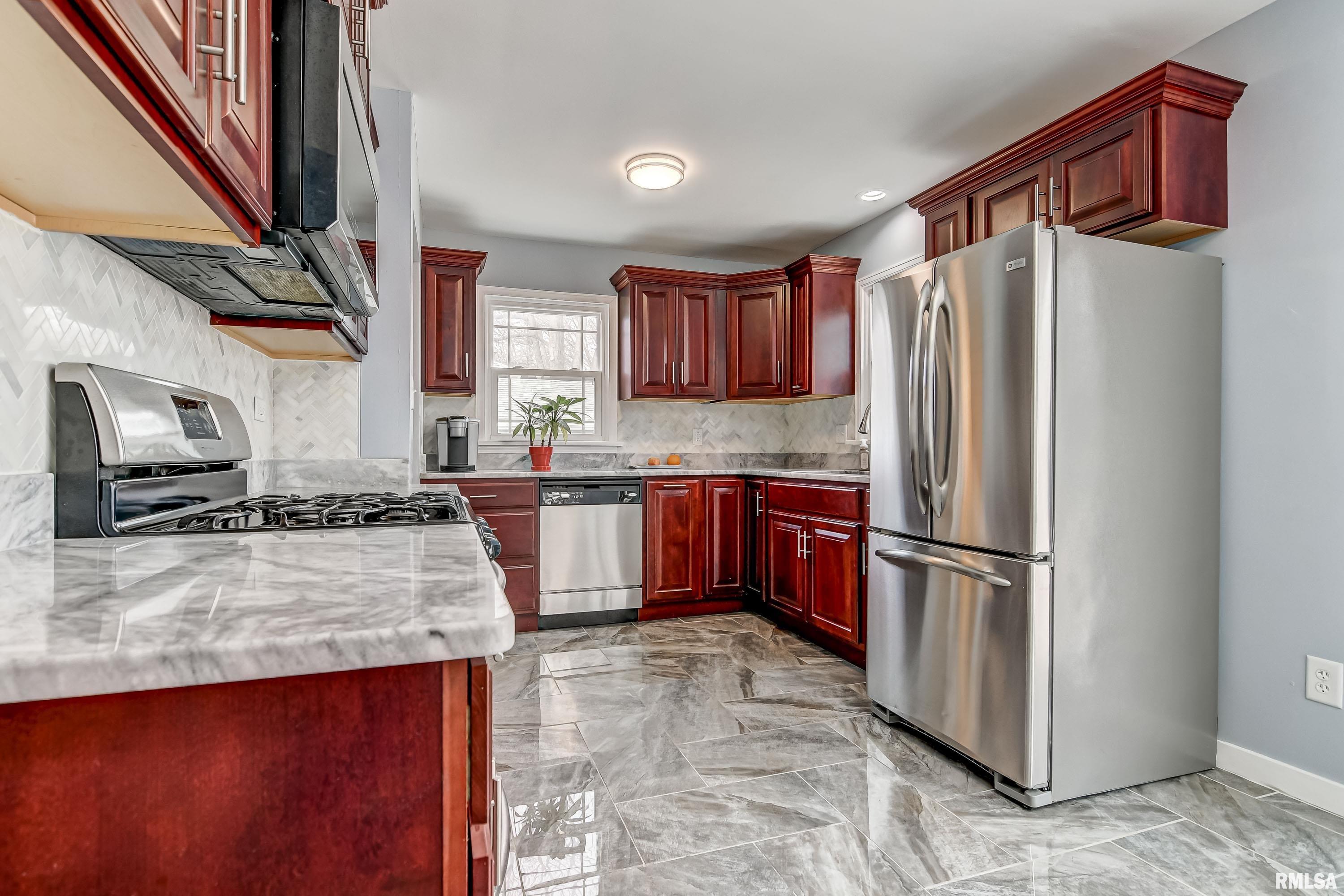 1625 Reed Avenue Springfield, IL 62704 - Photo 7 of 38 Gallery Image 7