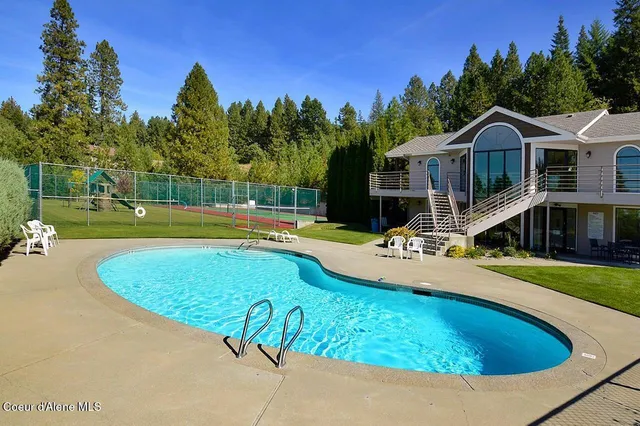 $179,500 | 3718 East Sky Harbor Drive, Coeur D'Alene, ID 83814