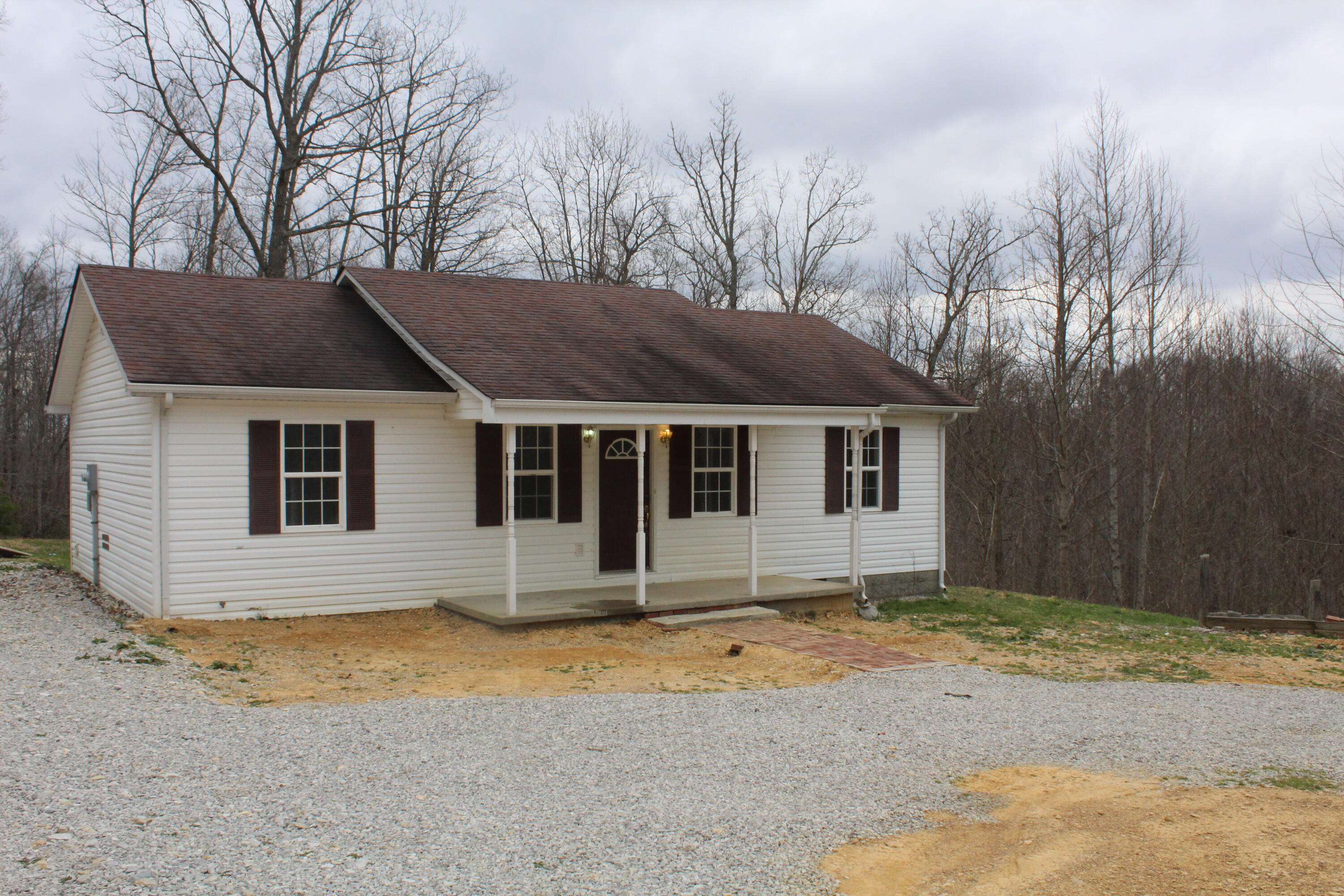 168 Powell Road McKee, KY 40447 - Photo 8 of 25 new pictures 168 powell road 035