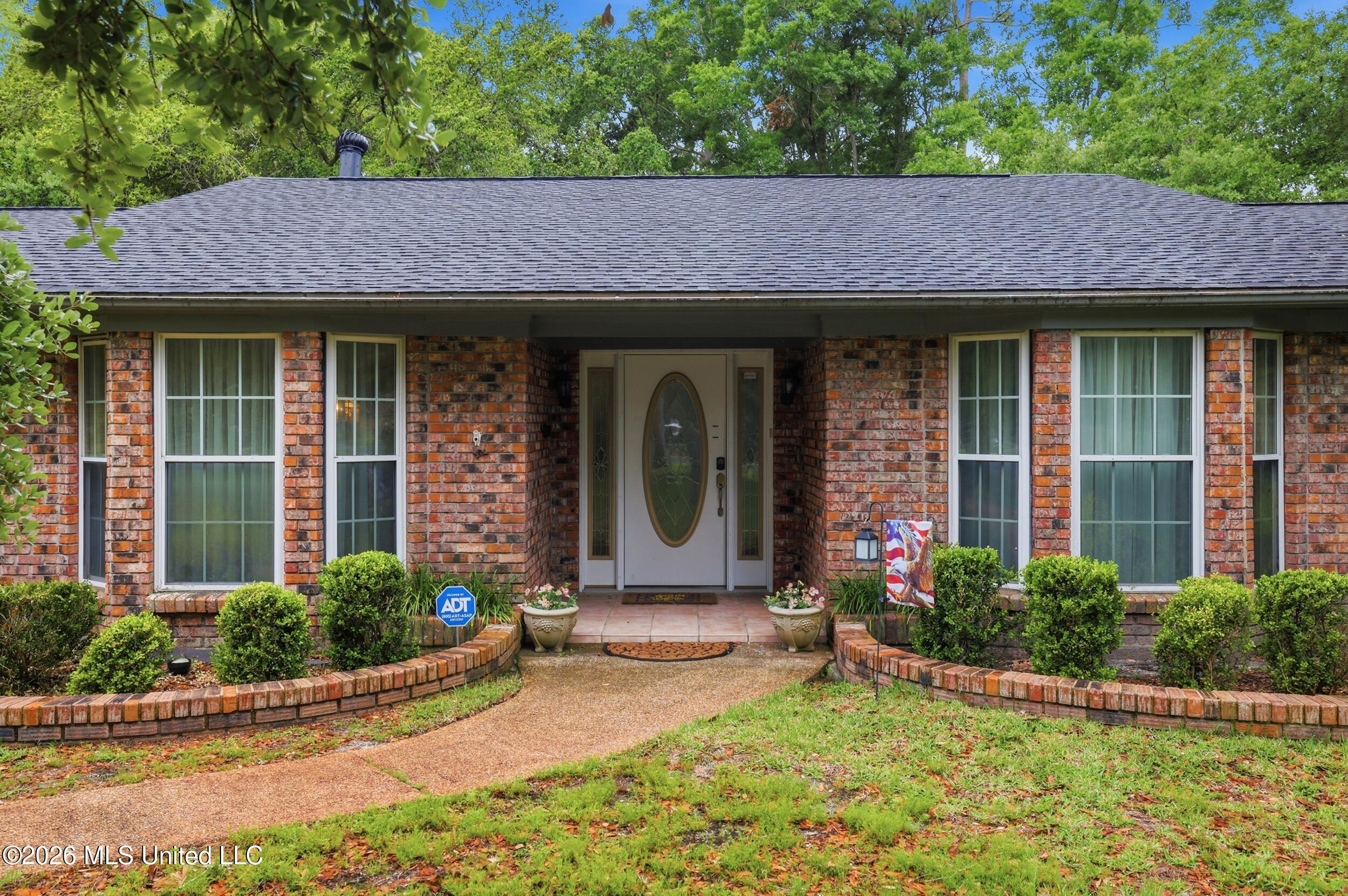 1237 Main Street Ocean Springs, MS 39564 - Photo 7 of 62 6_r6__8127