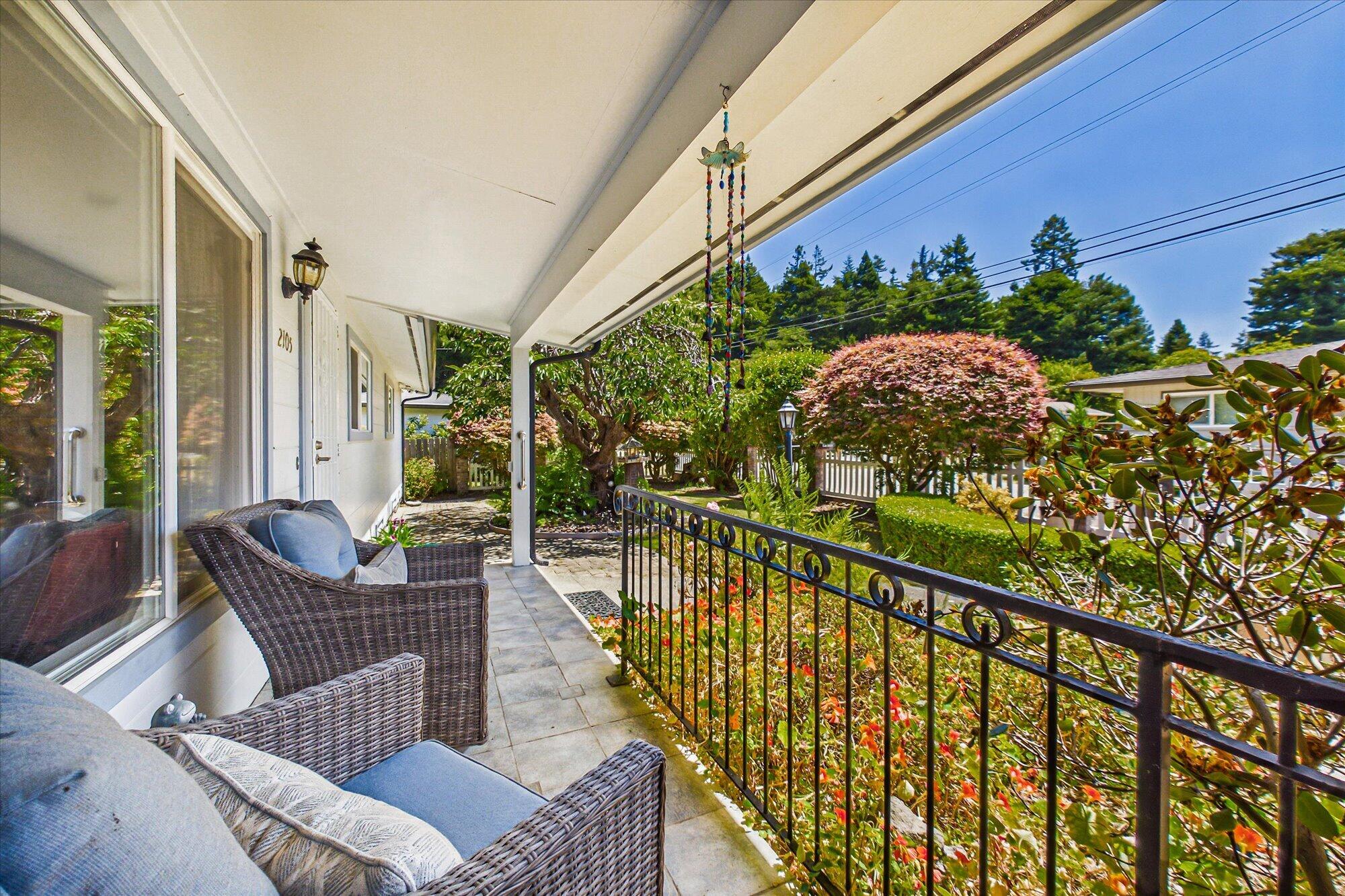 2105 Hurst Road Eureka, CA 95503 - Photo 7 of 54