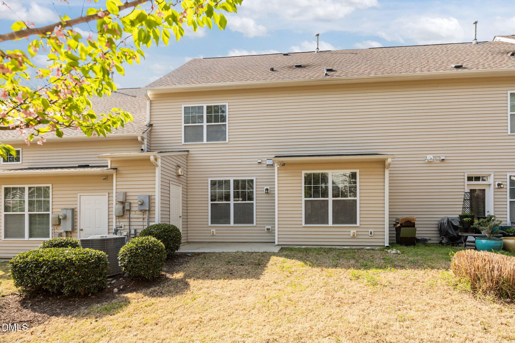 111 Skyros Loop Cary, NC 27519 - Photo 3 of 51 46-web-or-mls-IMG_0576