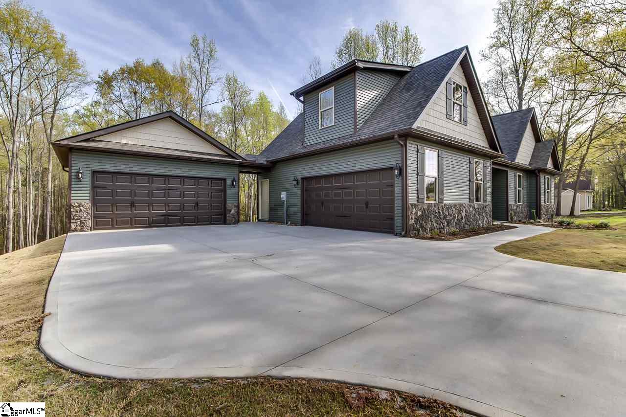 224 McCall Road Simpsonville, SC 29680 - Photo 3 of 35 Gallery Image 3