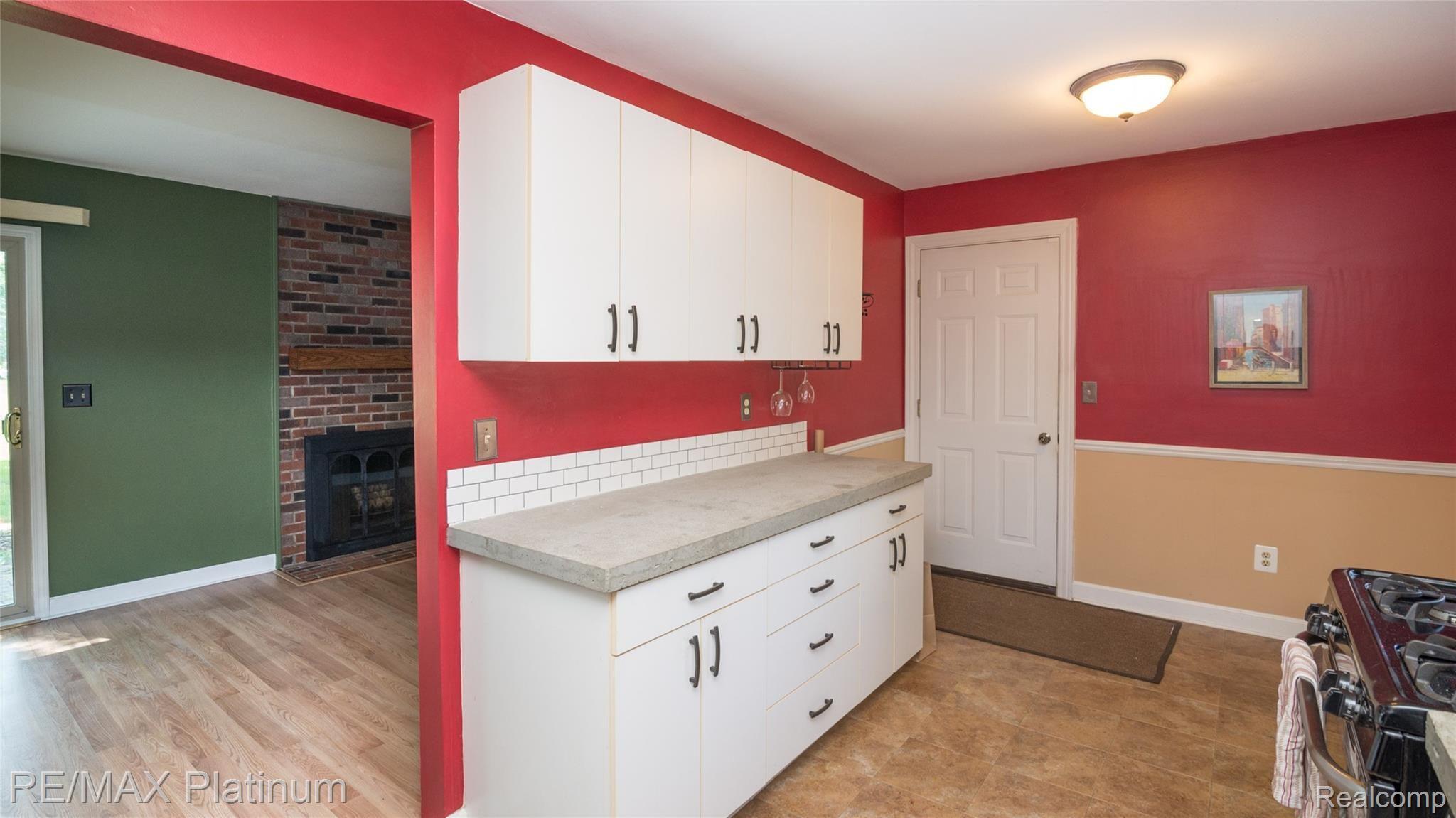 40361 Oak Tree Novi, MI 48375 - Photo 18 of 37 017_21.jpg