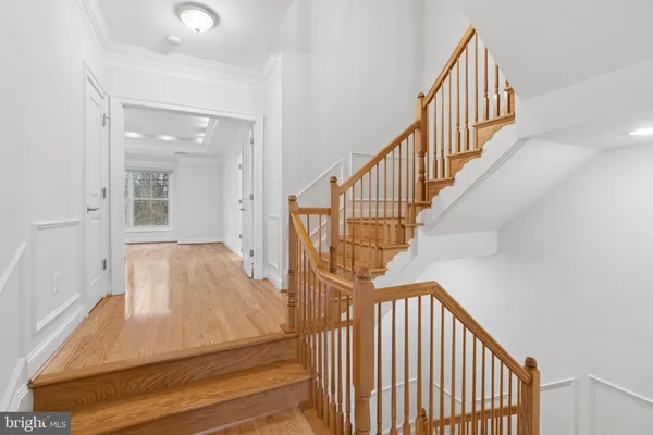 a view of entryway