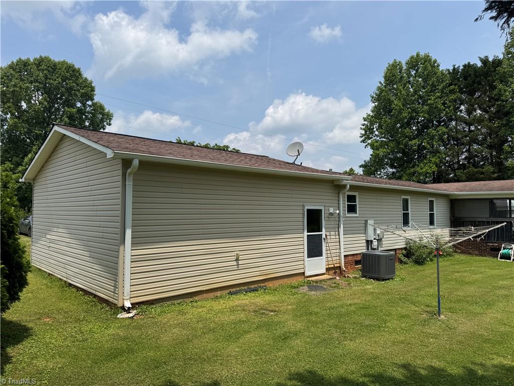 7782 Greenhorn Road Elkin, NC 28621 - Photo 11 of 32 Gallery Image 11