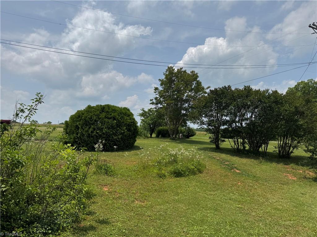 7782 Greenhorn Road Elkin, NC 28621 - Photo 12 of 32 Gallery Image 12