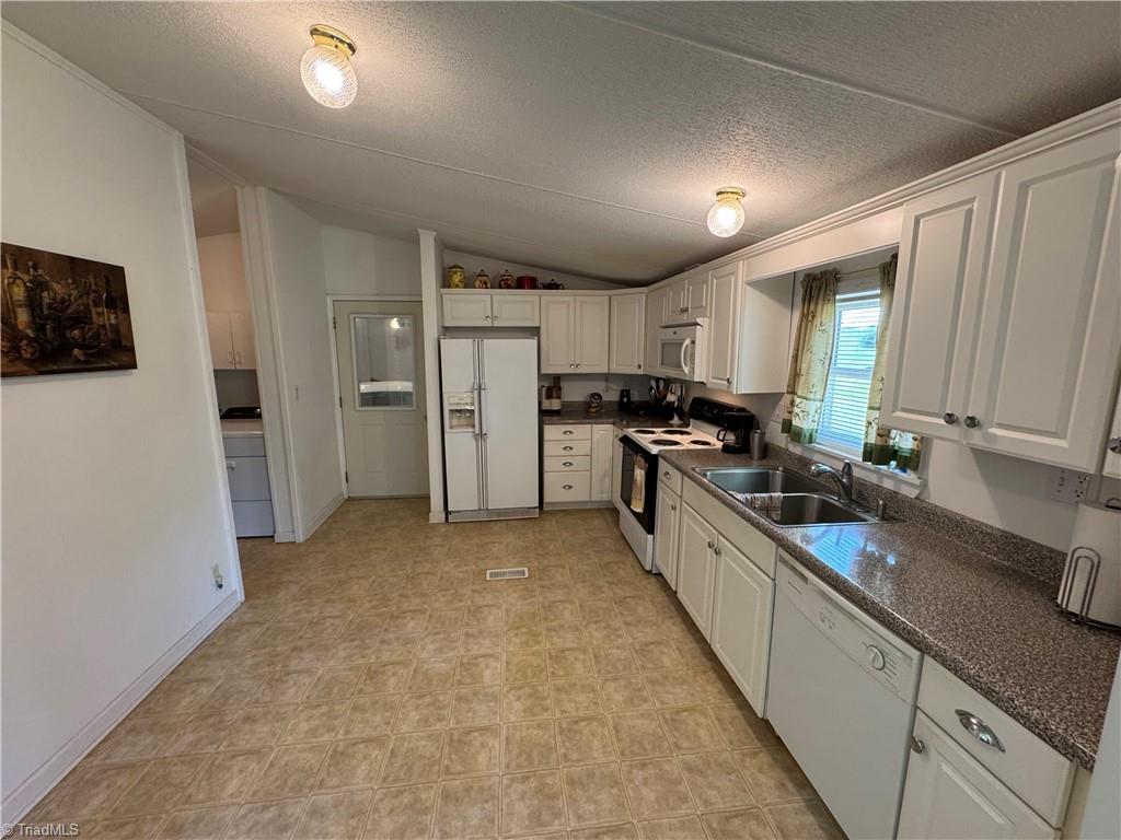 7782 Greenhorn Road Elkin, NC 28621 - Photo 15 of 32 Gallery Image 15