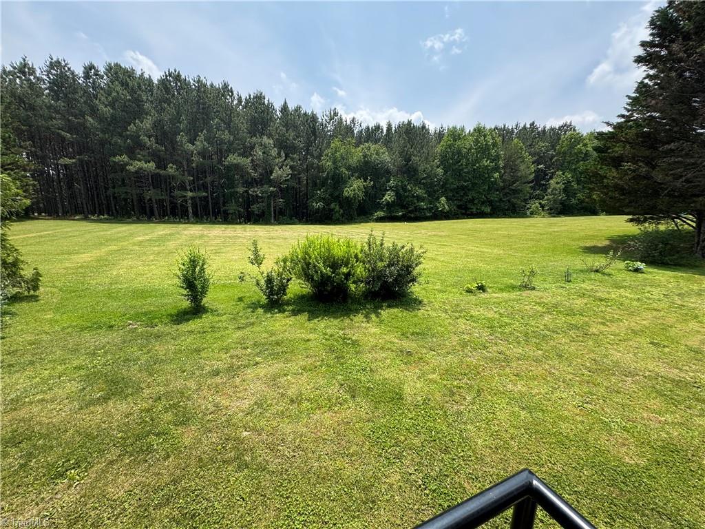 7782 Greenhorn Road Elkin, NC 28621 - Photo 8 of 32 Gallery Image 8