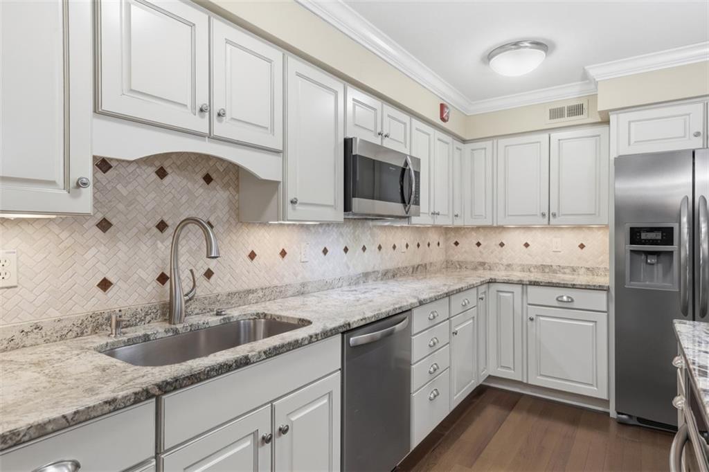 300 Fox Chapel Road, Unit 407 Pittsburgh, PA 15238 - Photo 18 of 42