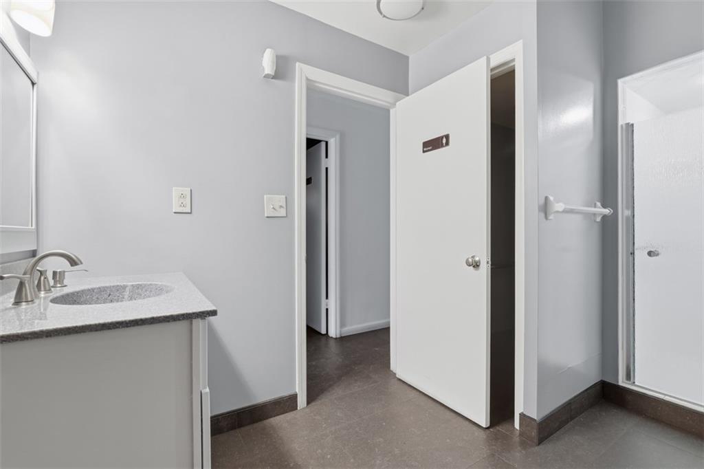 300 Fox Chapel Road, Unit 407 Pittsburgh, PA 15238 - Photo 41 of 42