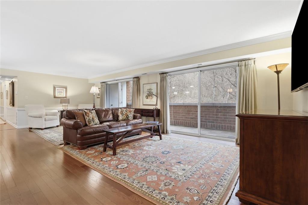 300 Fox Chapel Road, Unit 407 Pittsburgh, PA 15238 - Photo 10 of 42