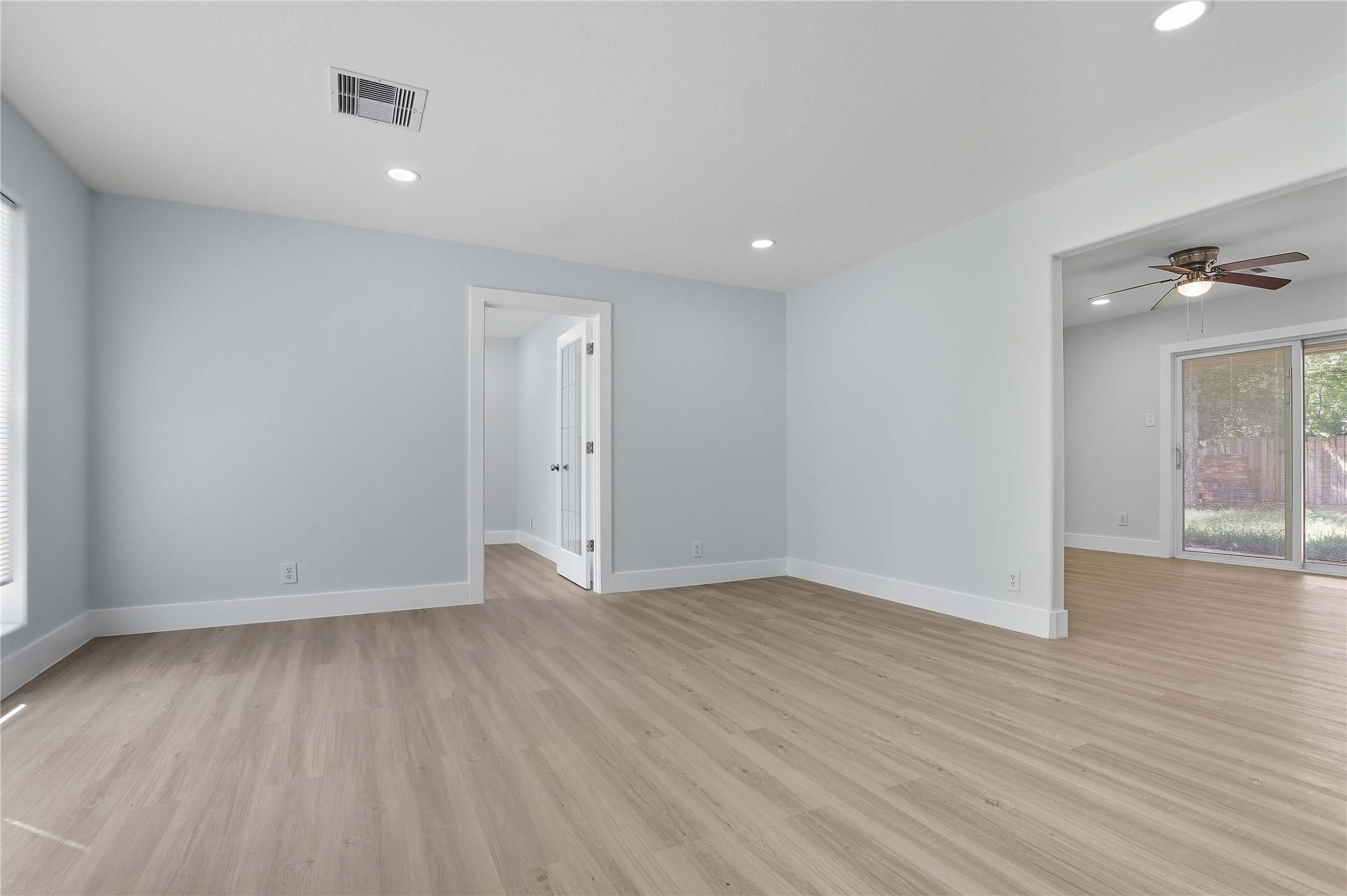 3923 Hickok Lane Houston, TX 77047 - Photo 6 of 22