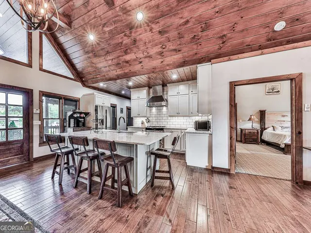 $929,000 | 42 Lone Pine Drive, Morganton, GA 30560