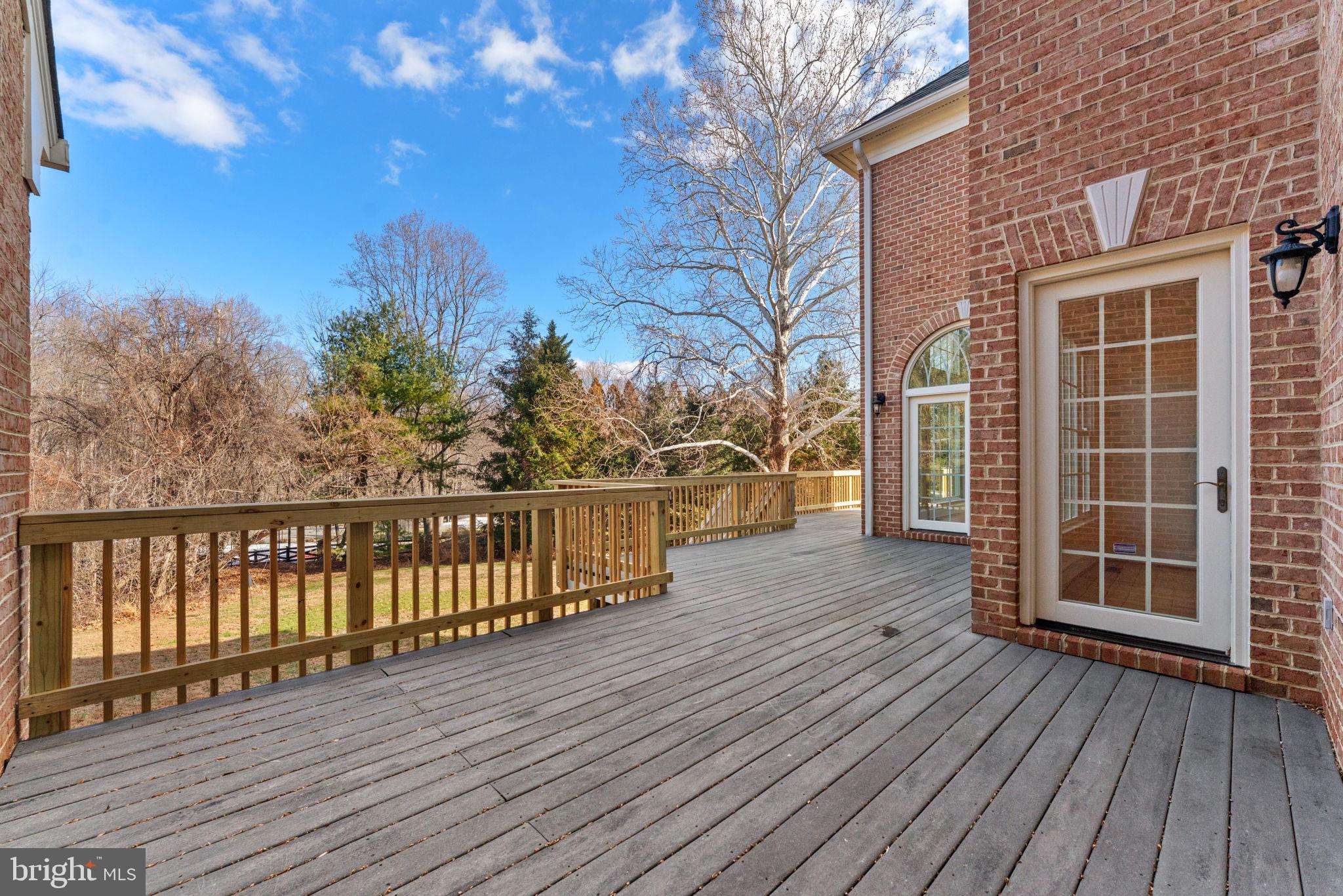 451 Seneca Road Great Falls, VA 22066 - Photo 18 of 73