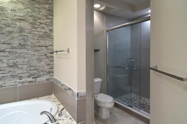 a view of utility room