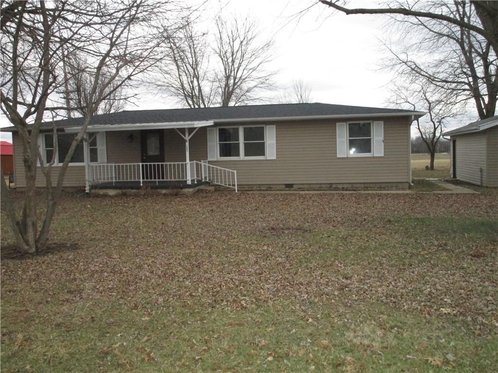100 Dodson Road Pana, IL 62557 - Photo 1 of 16