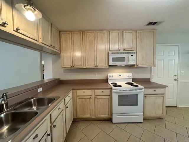 $267,000 | 8110 Tally Ann Drive, Tallahassee, FL 32311