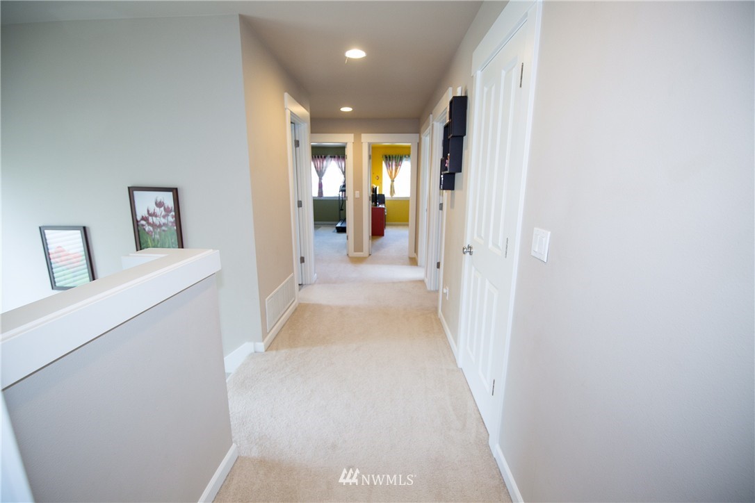 19159 117th Place Southeast Renton, WA 98058 - Photo 16 of 25 Gallery Image 16