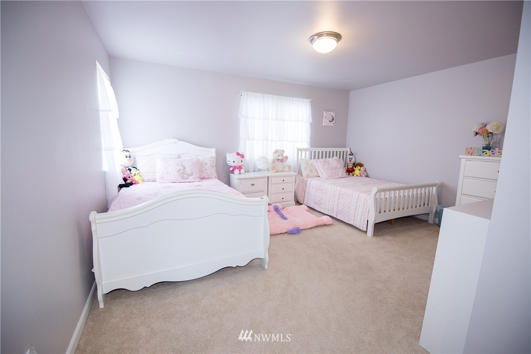 19159 117th Place Southeast Renton, WA 98058 - Photo 19 of 25 Gallery Image 19