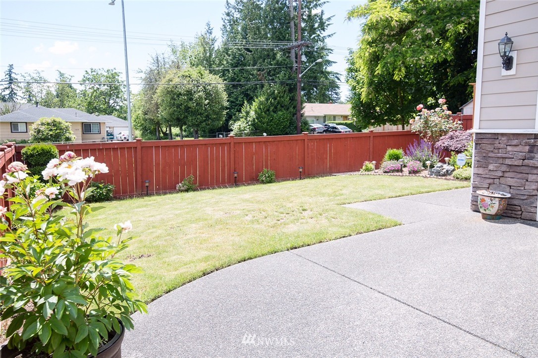 19159 117th Place Southeast Renton, WA 98058 - Photo 6 of 25 Gallery Image 6