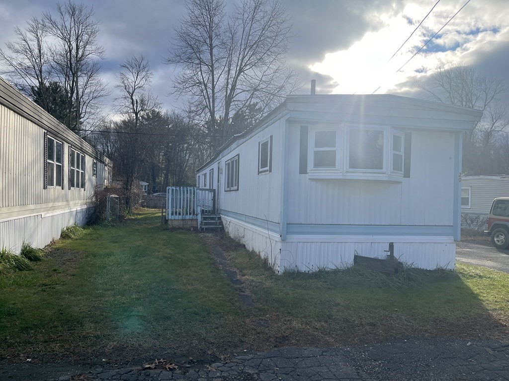 868 Southampton Road, Unit 20 Westfield, MA 01085 - Photo 2 of 34 Gallery Image 2