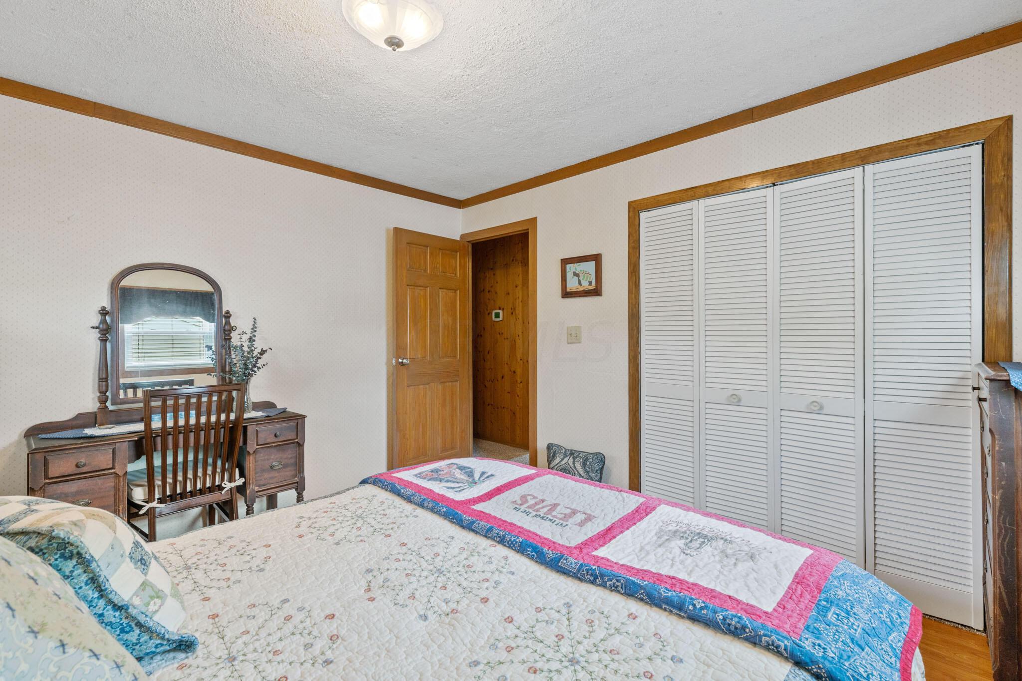 195 Regents Road Columbus, OH 43230 - Photo 32 of 45 2023-7-19 195 Regents Rd 34