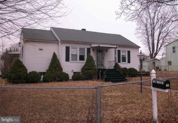 206 North Reymann Street Ranson, WV 25438 - Photo 1 of 2 Exterior (Main)
