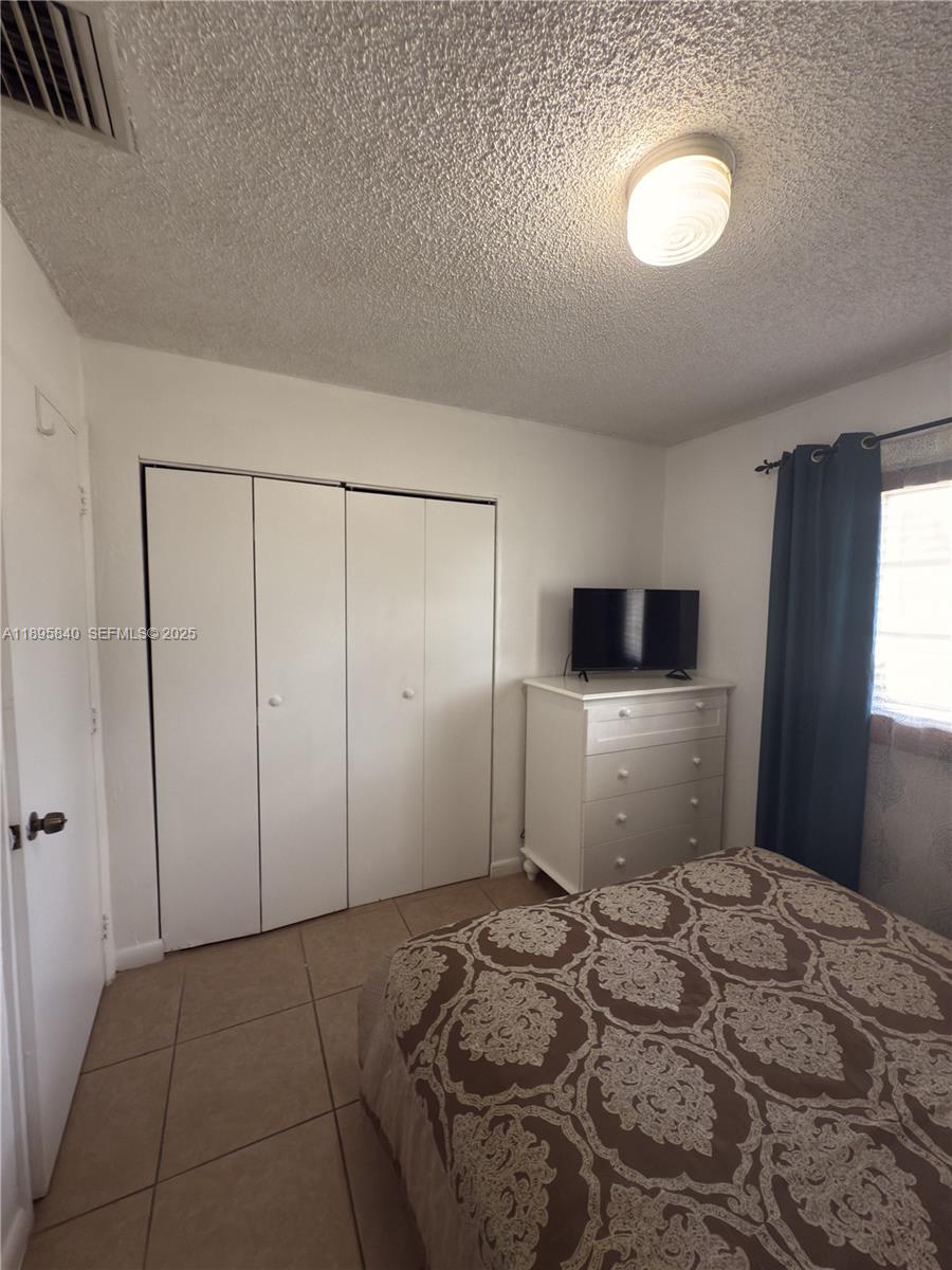 30120 Southwest 149th Avenue Homestead, FL 33033 - Photo 15 of 36