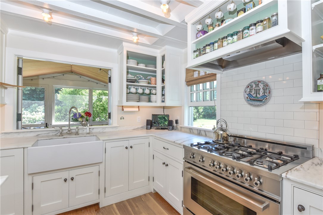 116 Sakonnet Point Road Little Compton, RI 02837 - Photo 17 of 50