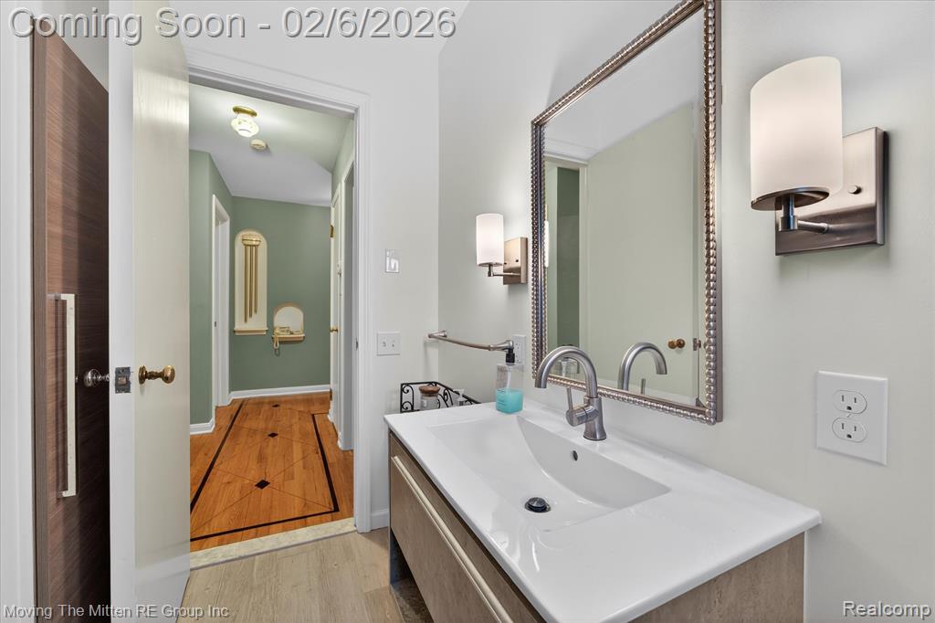 351 Ridgemont Road Grosse Pointe Farms, MI 48236 - Photo 24 of 68